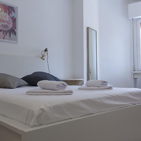 Flateli Roger 6 Lägenhet Barcelona Exteriör bild