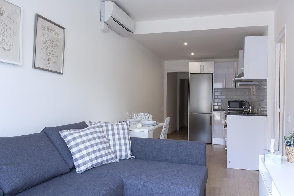 Flateli Roger 6 Lägenhet Barcelona Exteriör bild